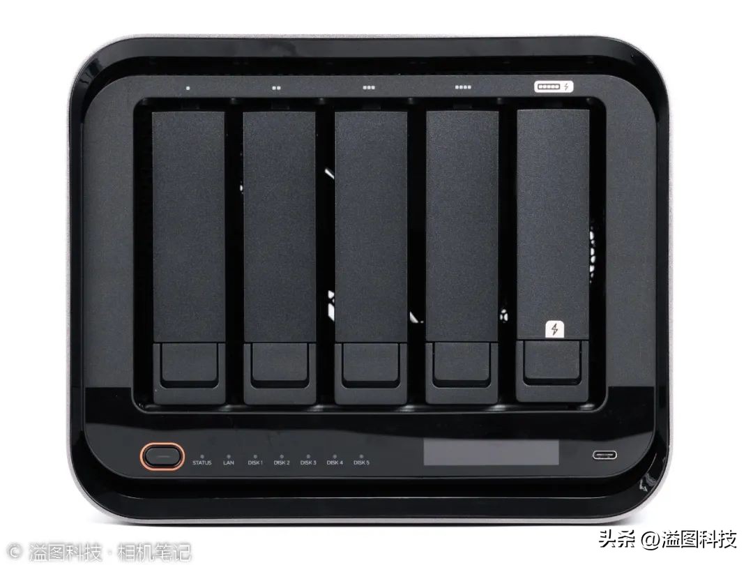 2899元的联想5盘位NAS，冲么？