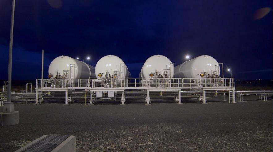 日本两头大:日元或成唯一的零收益货币,还被天然气弄得焦头烂额