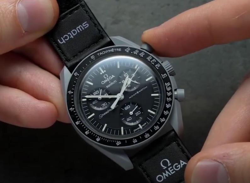 很多人排队抢购,欧米茄跟斯沃琪发布的联名款手表