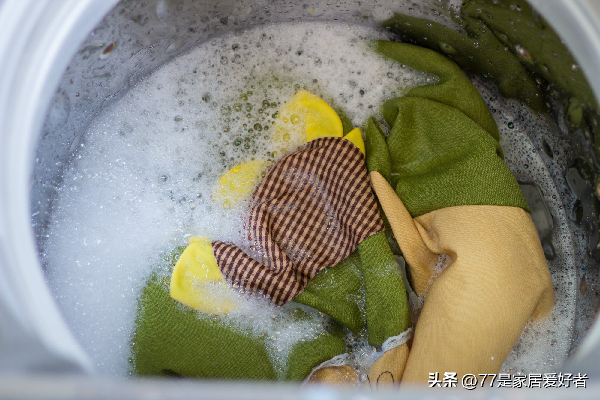 下排水滚筒洗衣机的缺点,直驱滚筒洗衣机优点和缺点