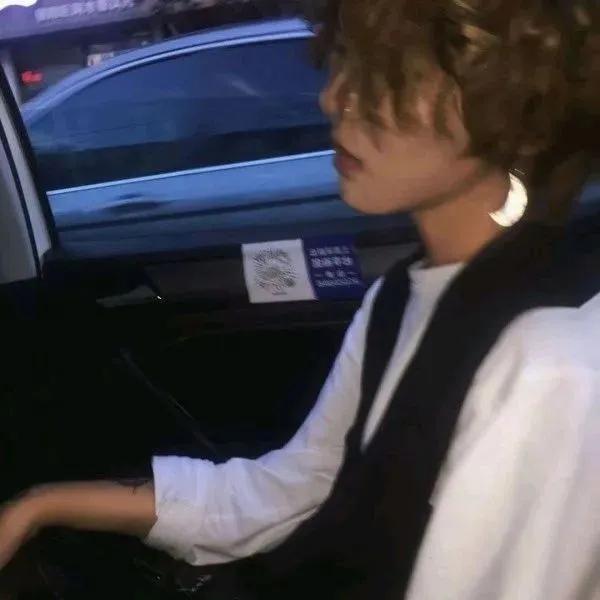 十二星座专属头像白羊座男生,十二星座的霸气情侣头像白羊座