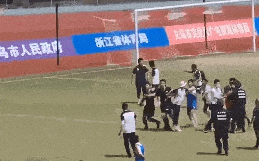 浙江省运会球员追打裁判,浙江省运会足球打架后续