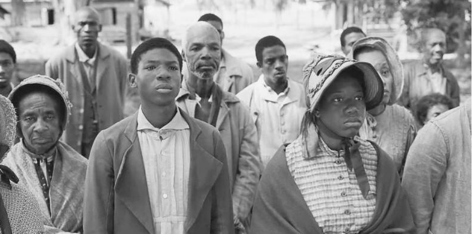 那个曾推动中美建交的美国前总统，退休之后，97岁仍在工地盖房子