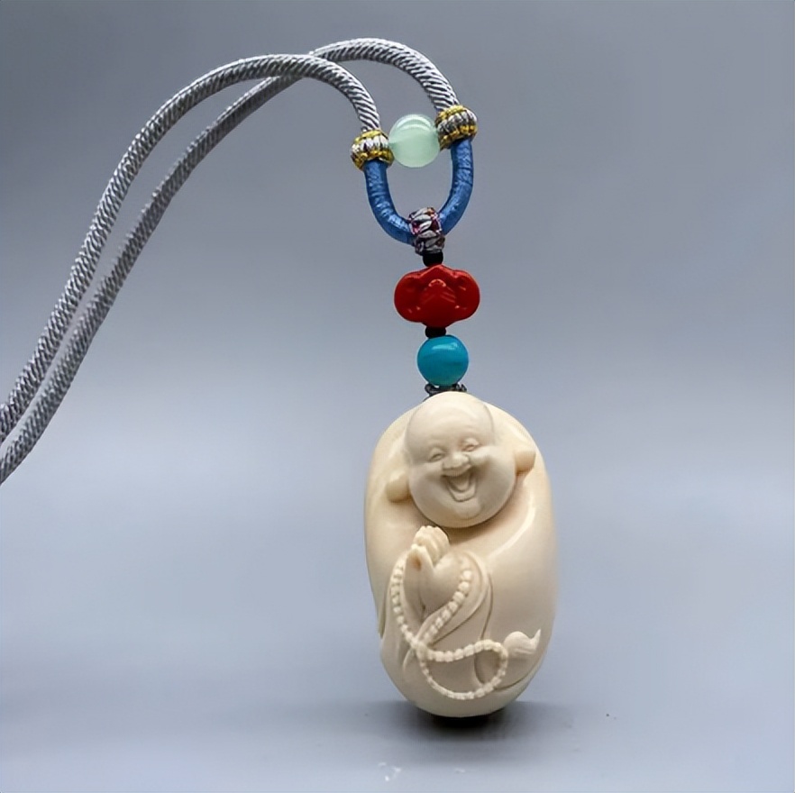 买饰品后被判刑,昆明一女子购买吊坠被判十年