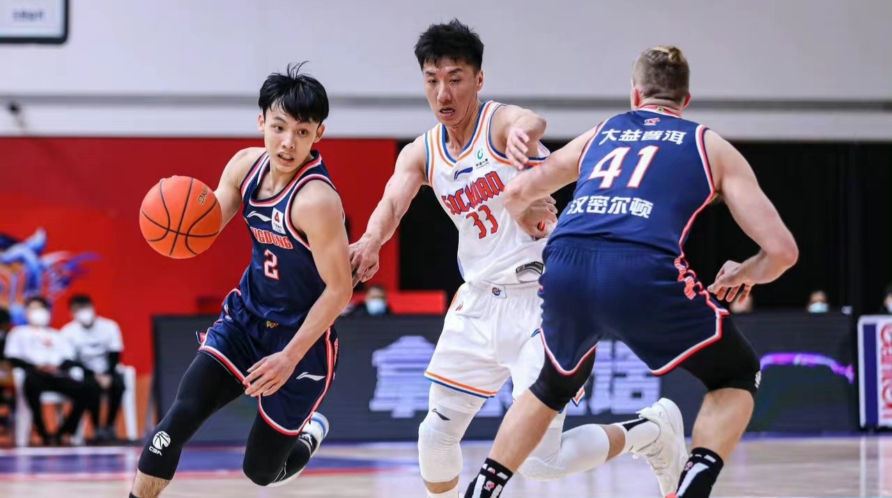 宏远杜锋徐杰近况,宏远双子星胡明轩徐杰