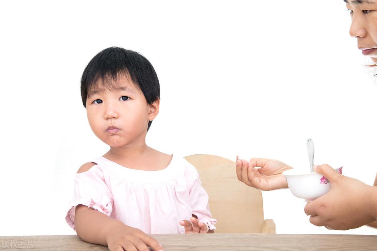 小孩子不爱吃饭怎么办吃什么开胃,小孩子不爱吃饭怎么办做什么辅食