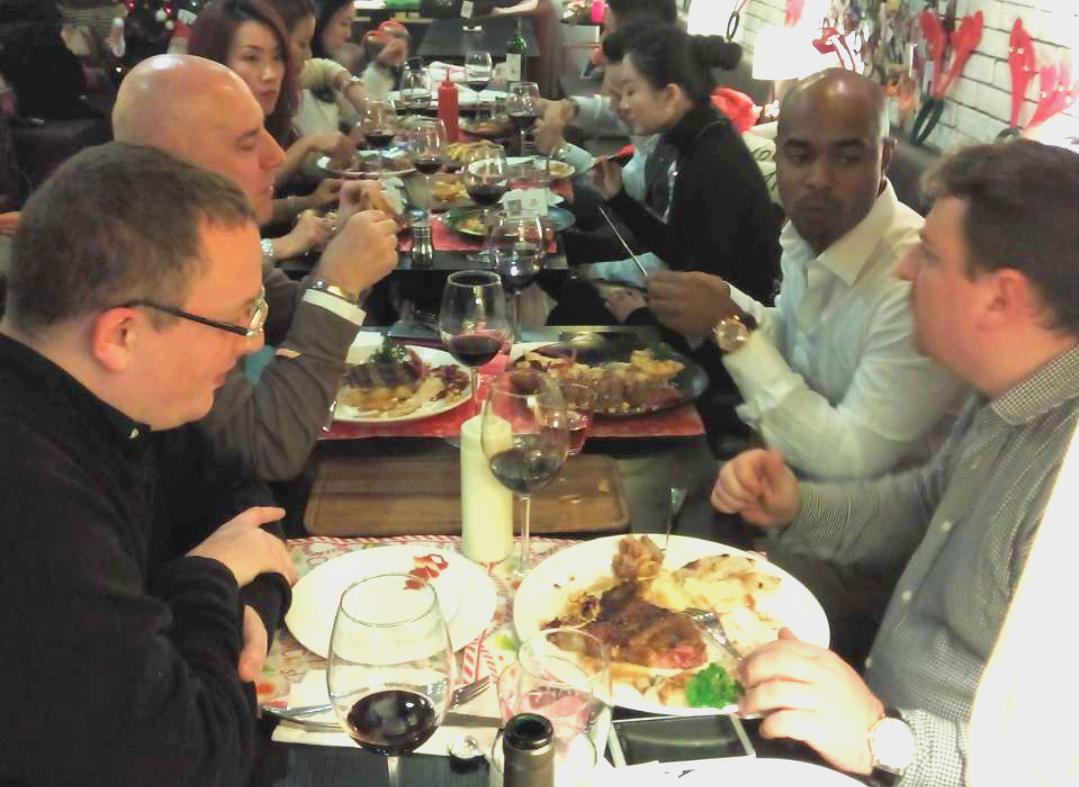 布里斯小传丨年少父亲踢球养家，法甲射手定居成都