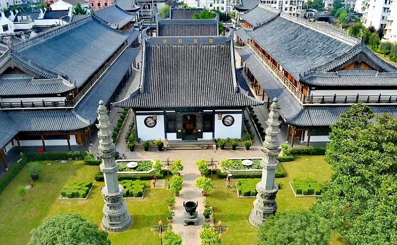 上海求平安去哪个寺庙,上海十大寺庙旅游景点