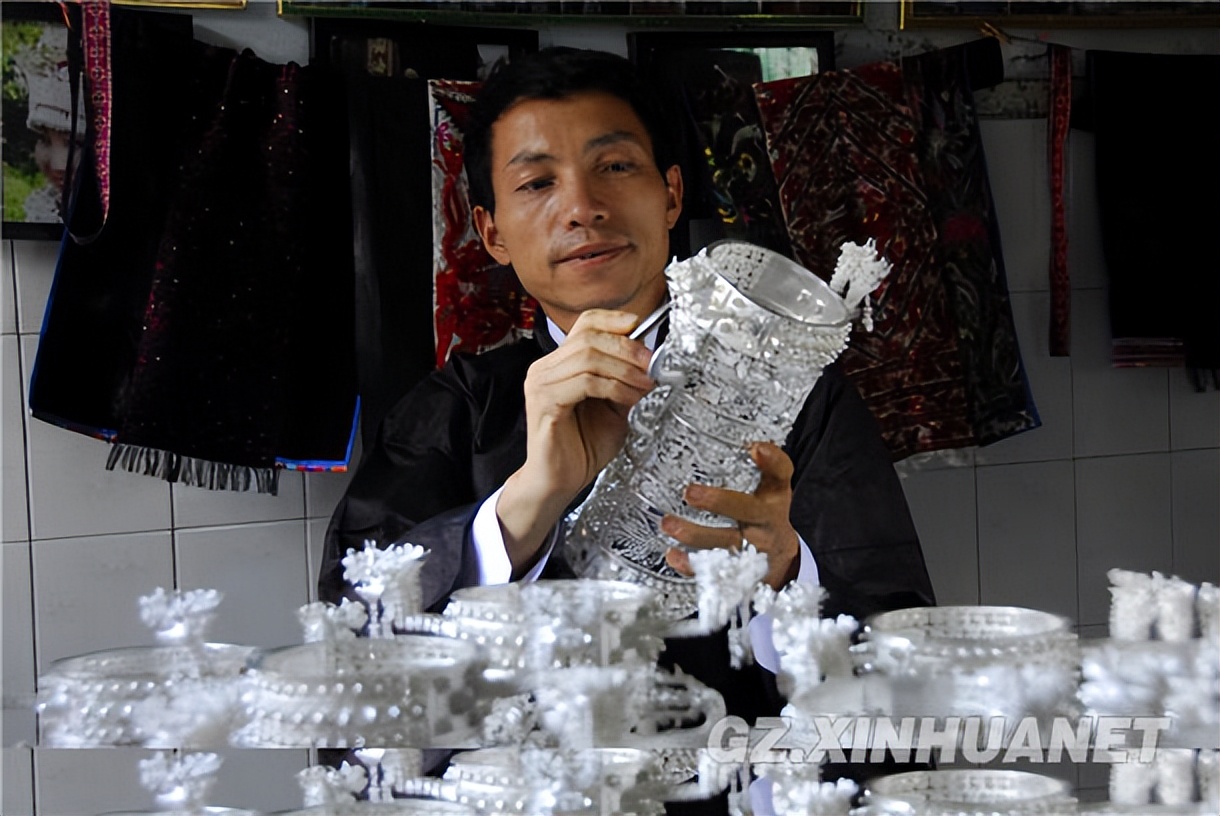 施洞苗族文化旅游景区,施洞苗族文化旅游景区公交站