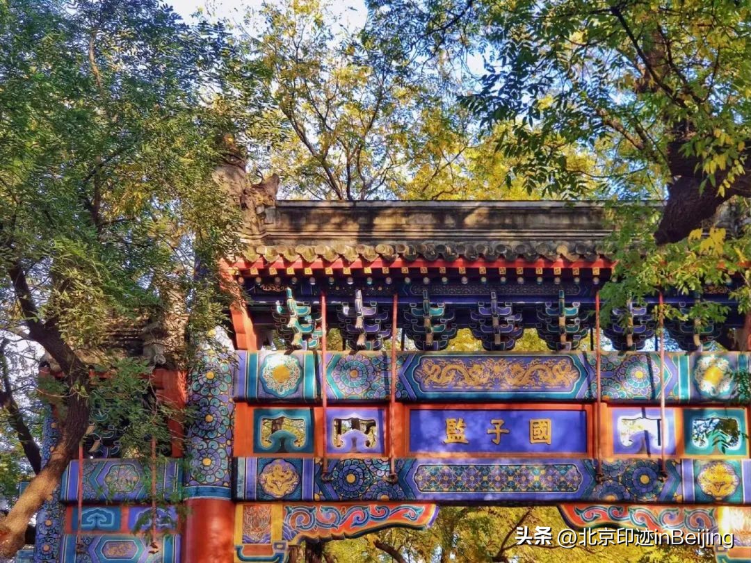 北京的秋朗读,北京的秋的夜晚