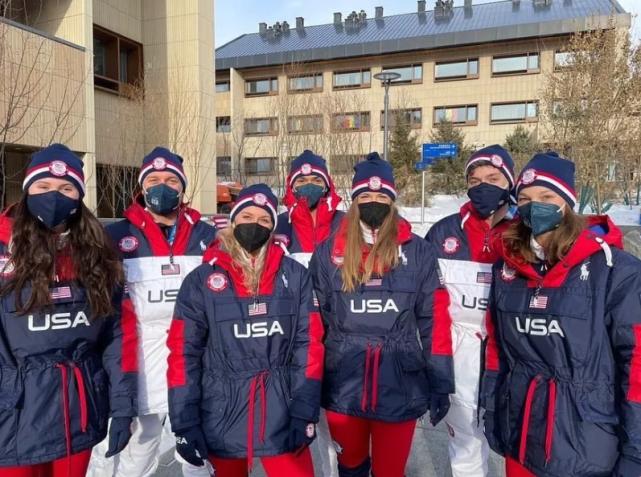 冬奥会开幕式羽绒服火出圈,冬奥会开幕式羽绒服大比拼