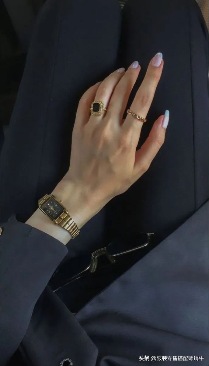 教你美如何成为朋友圈最会戴表的人原来选表和服装搭配这么多学问
