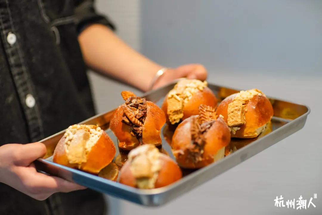 杭州「社区咖啡」大佬，打工人的续命水上新了