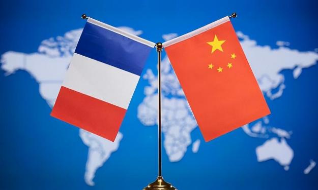 刚带走中国1370亿飞机大单,转身就窜访台湾,给我国敲响了警钟