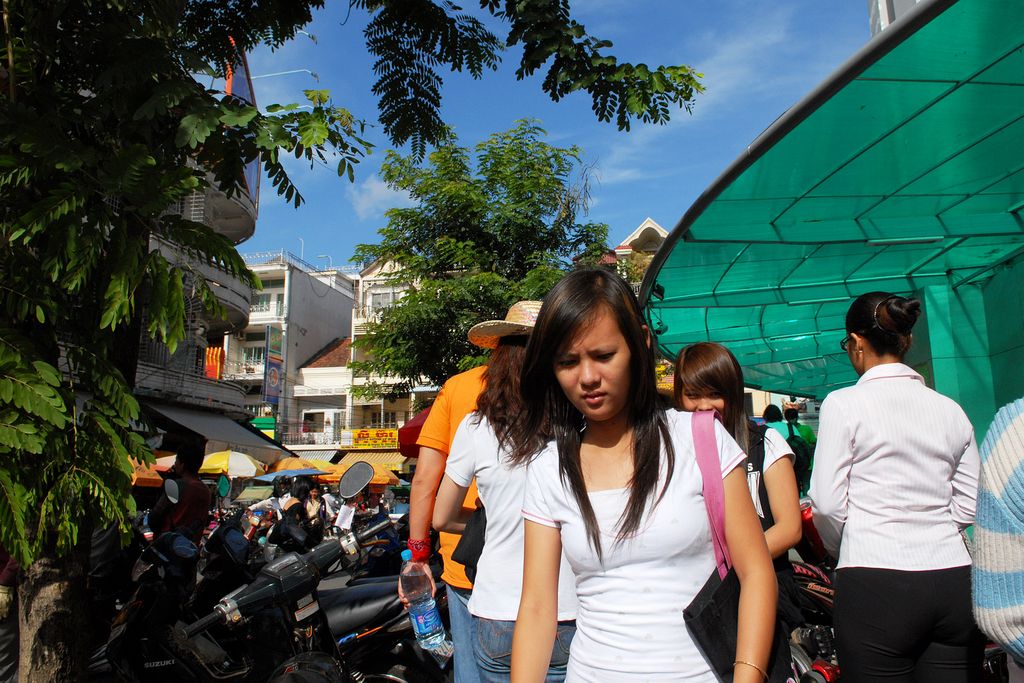 柬埔寨金边旅游景点金边皇宫,2018年柬埔寨金边真实的生活