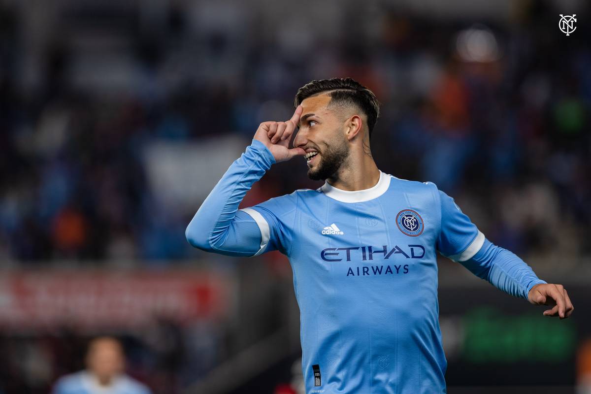 战皇马,苏亚雷斯面对皇马上演大四喜