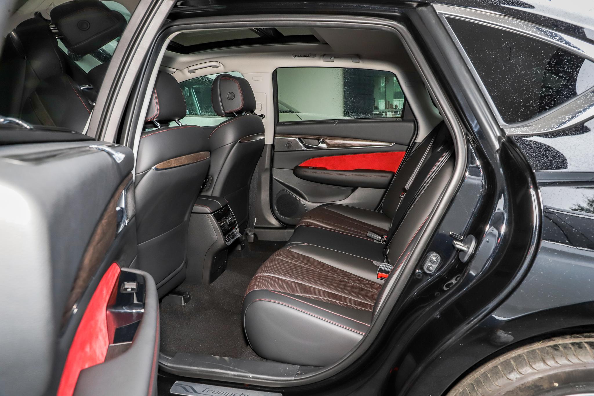 国产品牌的骄傲当属这3款车,这5台国产车颜值和性能兼具