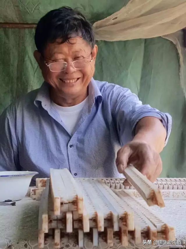 蜂王浆与王浆有什么不同,蜂王浆是什么东西产生的