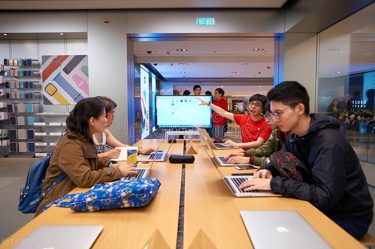 香港英国留学,英国留学pk香港留学