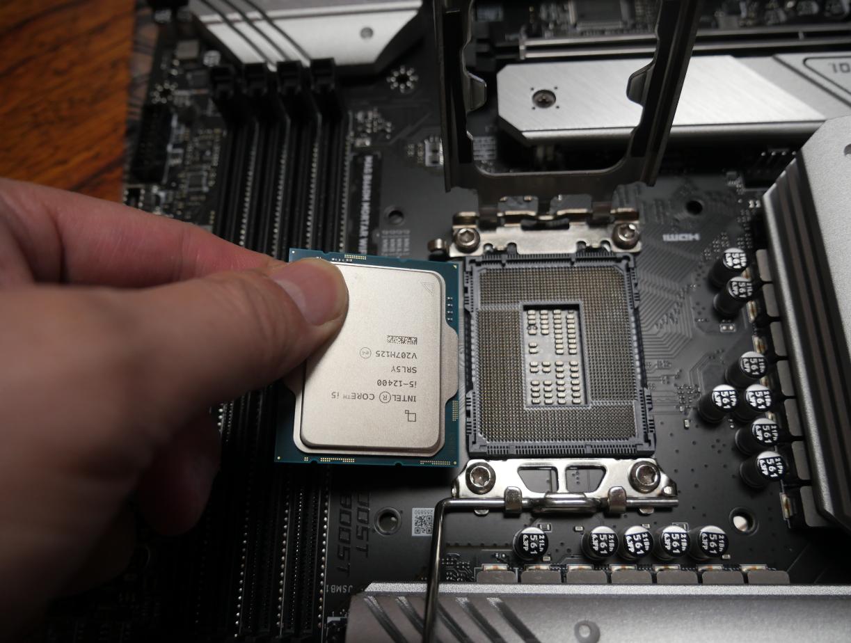 水冷电脑主机装机教程,高端水冷主机的装机过程