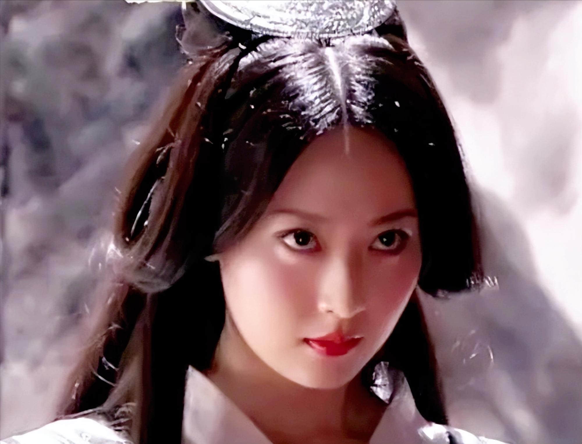 美到窒息的一眼万年,那些一眼万年的女明星角色