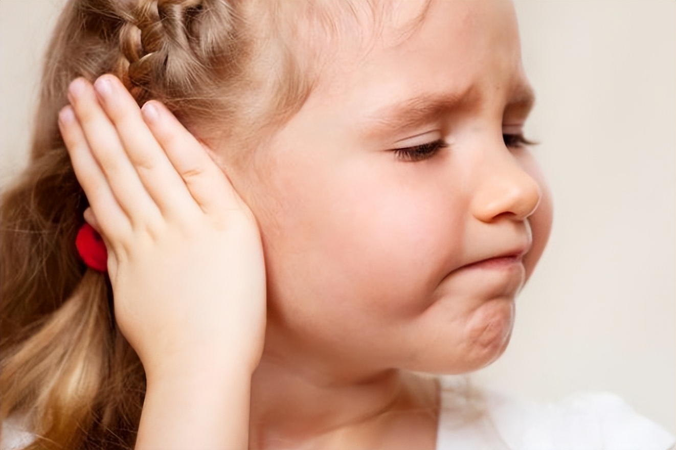 耳朵特别痒又掏不出耳屎怎么办,耳朵里痒一掏就流水是什么原因