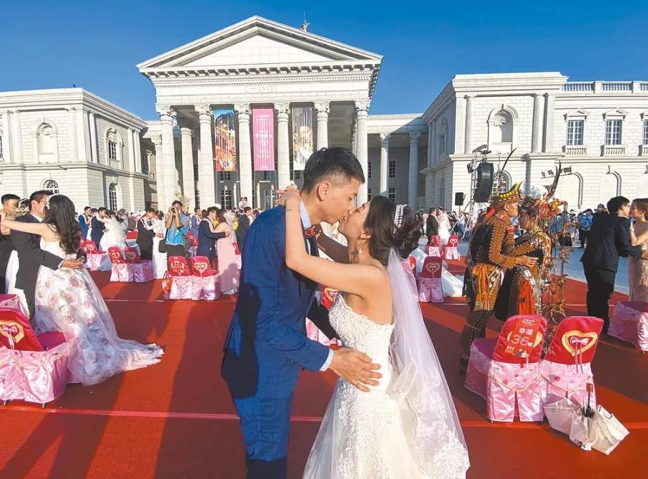 台湾奇美塑胶创始人许文龙,奇美赵建仁和许文龙有亲戚吗