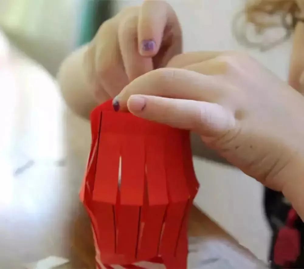 幼师素材】新年手工制作（灯笼+爆竹烟花+中国龙）