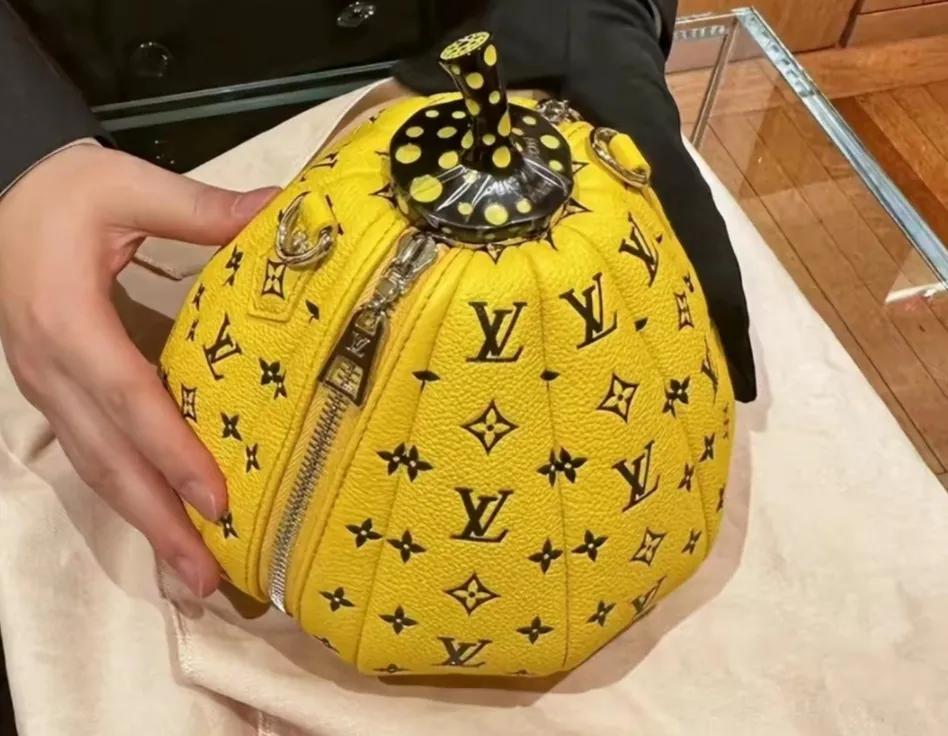 一个LV南瓜包6.4万元，还买不到，难怪LV老板成了世界首富