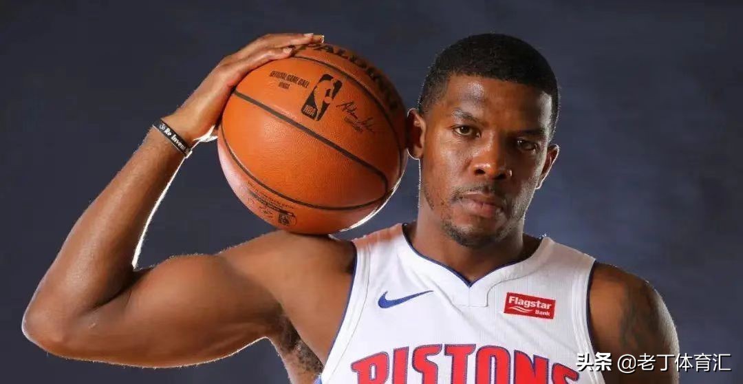 这十个球员你还能记得几位，认识8个才能叫真正的老球迷