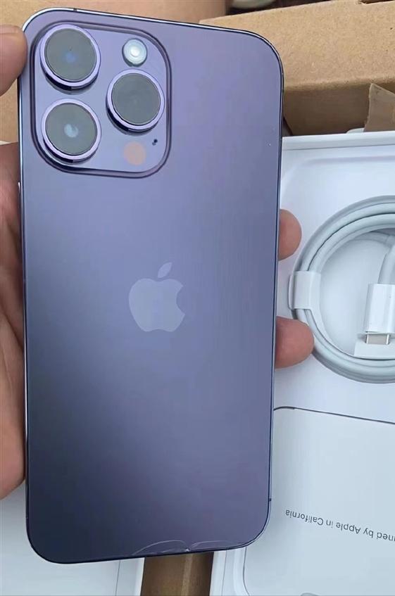 iphone14promax背面破损官方维修,iphone14promax后盖玻璃有瑕疵