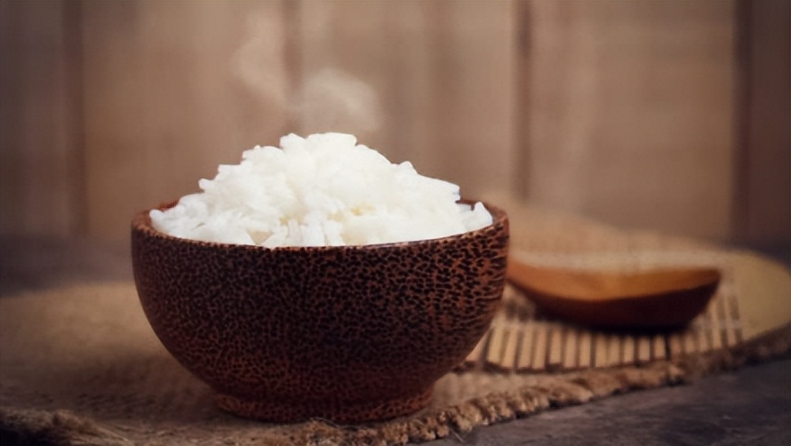 你家卖的鱼有鱼刺吗,吃了鱼让鱼刺卡着了怎么弄