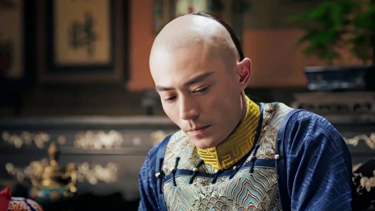 如懿传莲心黑化惩治王钦,如懿传小说里王钦对莲心怎么了