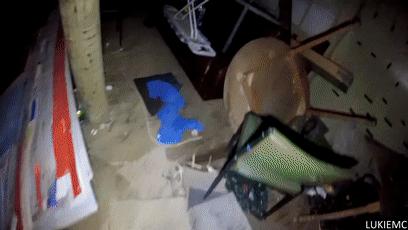 僵尸水族馆原片 (恐怖鲨鱼僵尸)