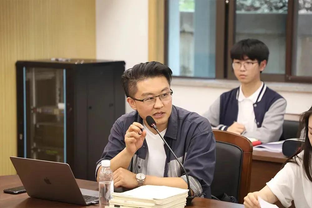 寻找语文教育的终南捷径,做一个执迷不悟的燃灯者