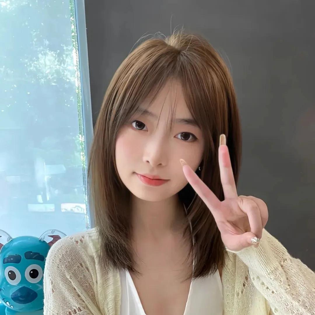 高层次锁骨发中长怎么剪,高层次锁骨发中长怎么造型