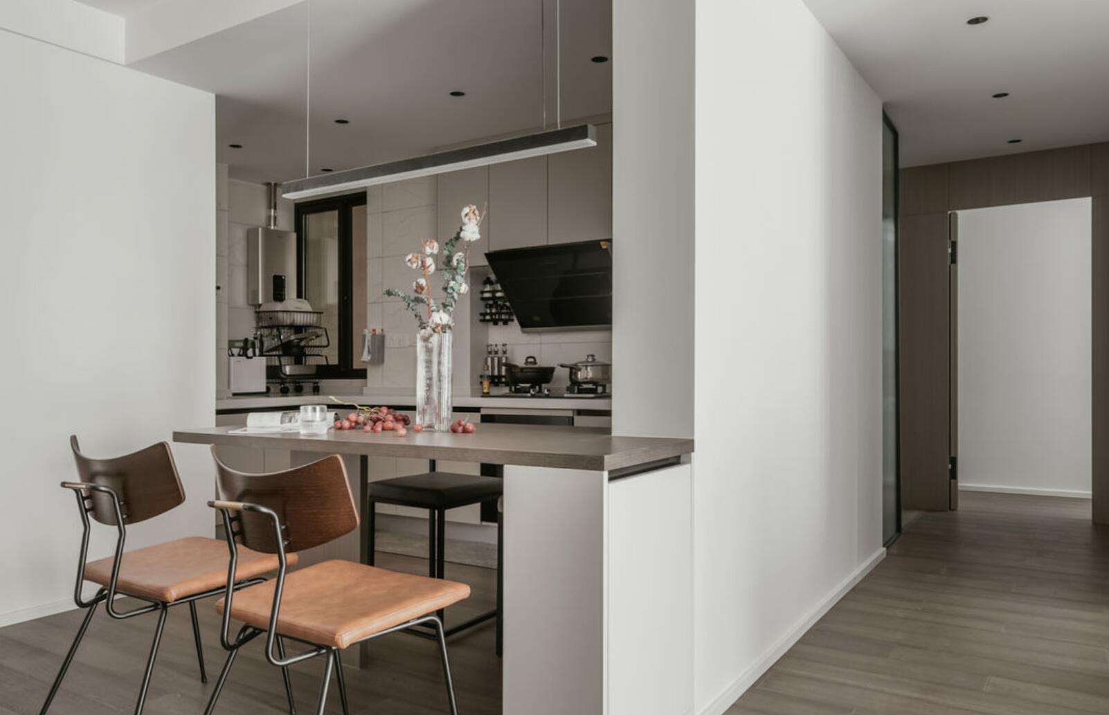 家里没餐厅，就学她家这样装修，全屋治愈舒缓，看起来真舒服