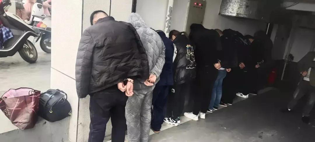 ps敲诈勒索被捕,利用ps照片敲诈属于诈骗吗