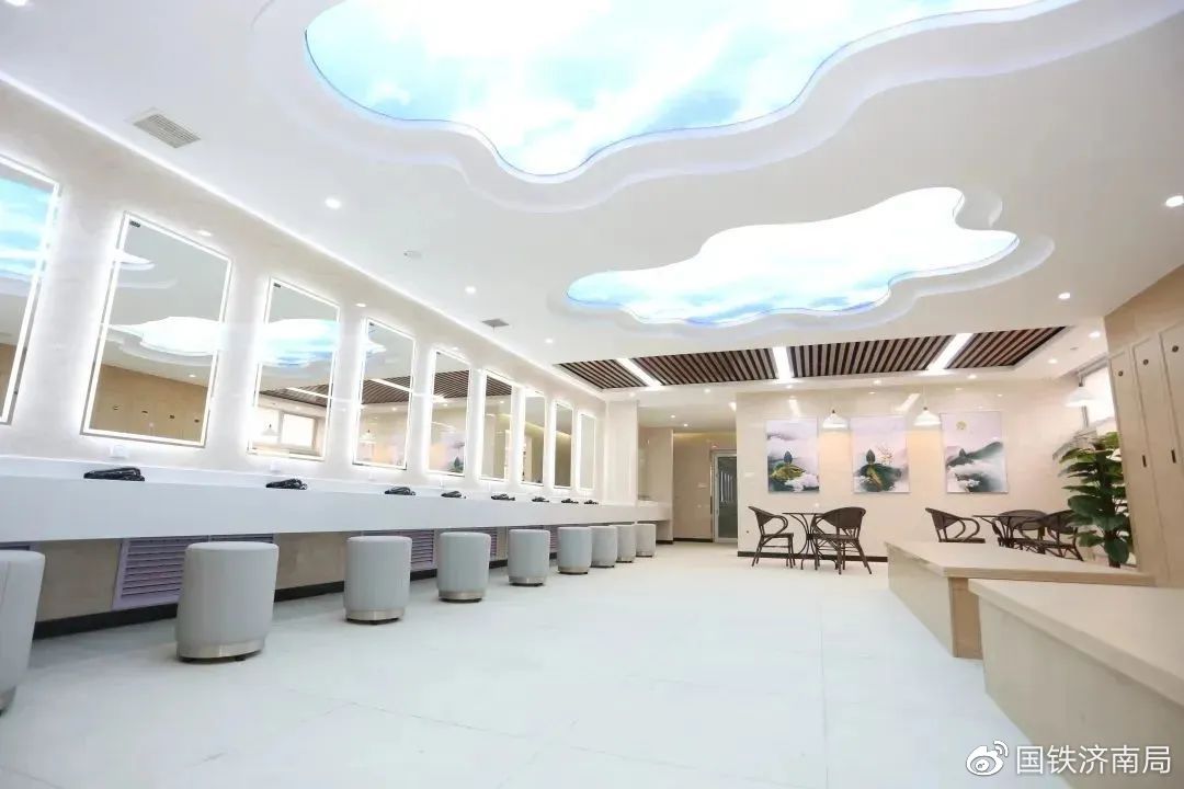 免费理发、智能浴室、电影院……这个单位凭实力宠爱职工！