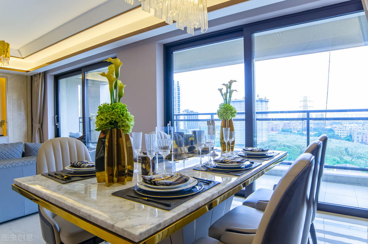 实木餐桌哪种又好又便宜,实木餐桌哪种好用