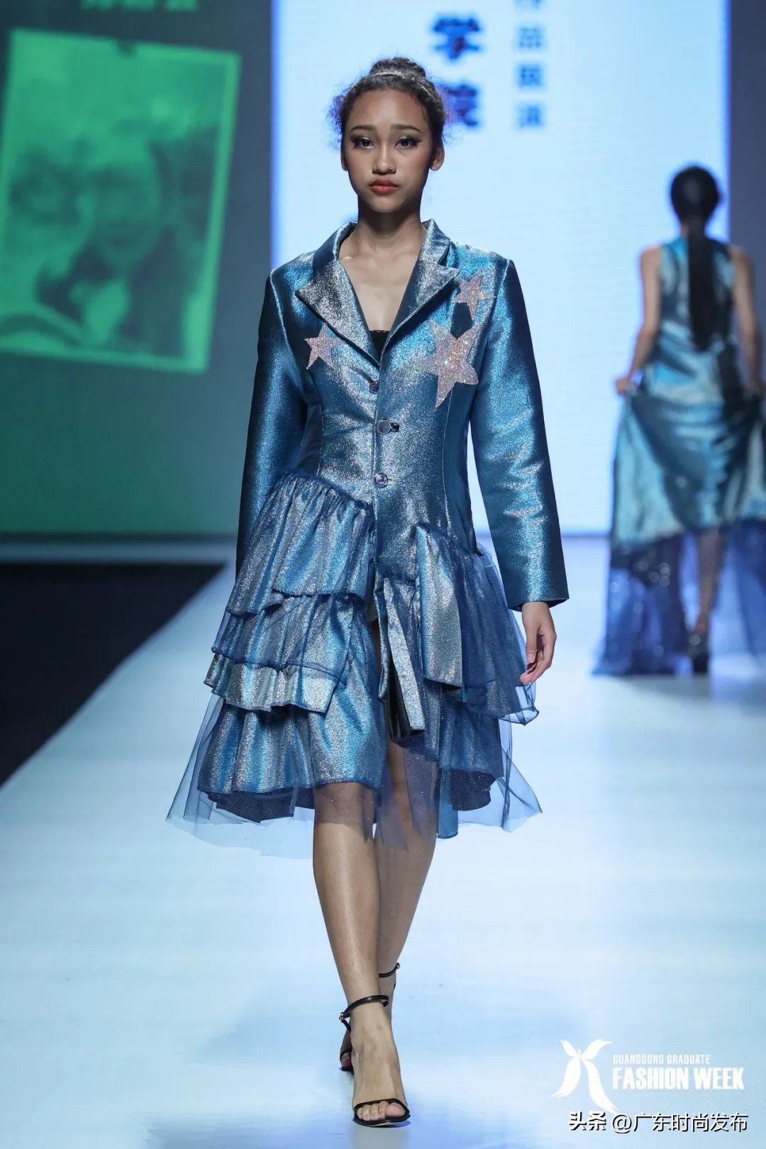 天马行空的设计！就在私立华联学院服装毕业大秀——2023中国（广东）大学生时装周