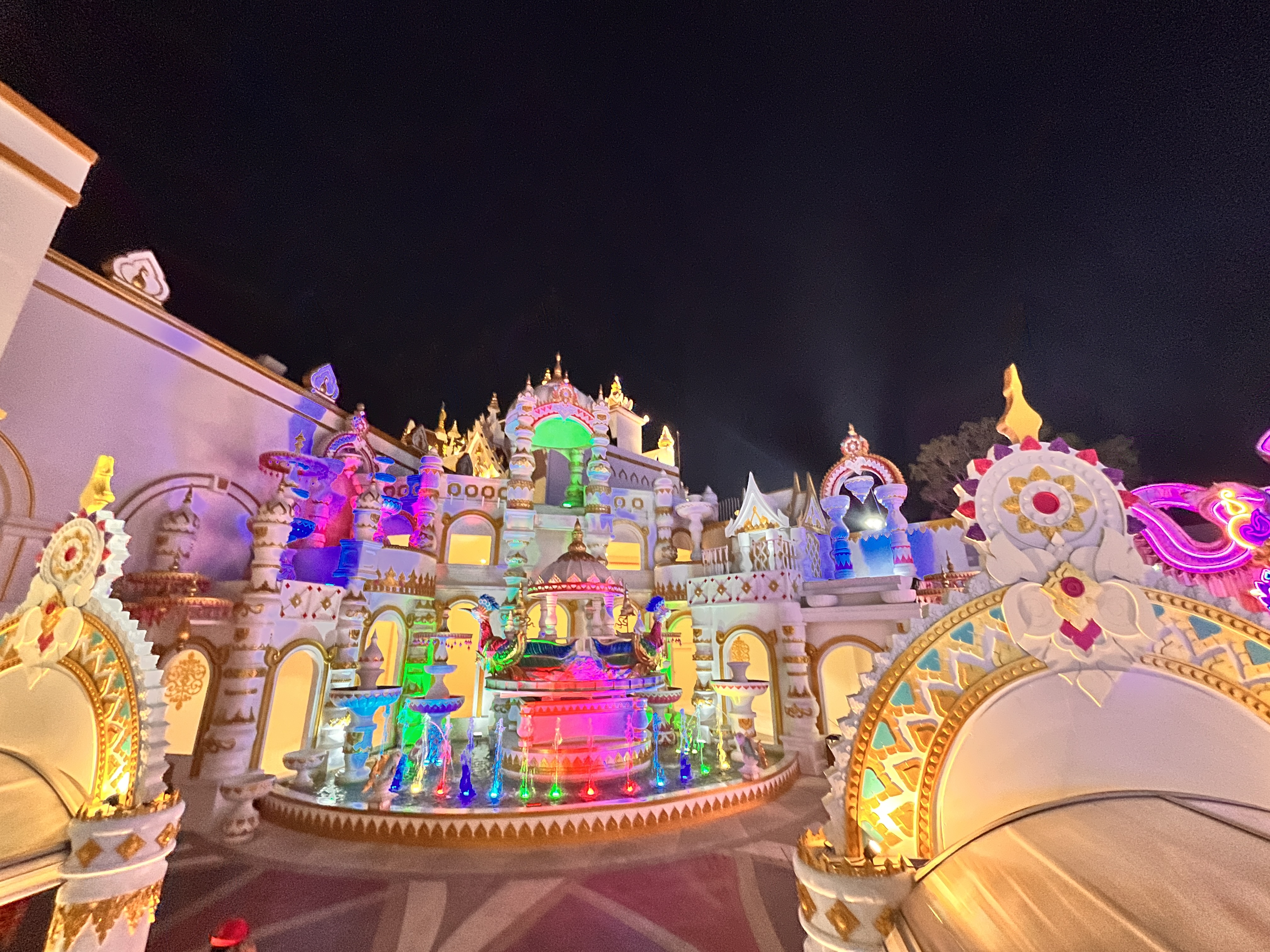 体验一下泰国的风情万种,不出国就能感受到泰国的异域风情