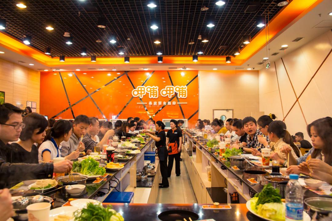 太不容易了,呷哺终于不亏损了!曾两年巨亏6亿、深陷内斗漩涡…