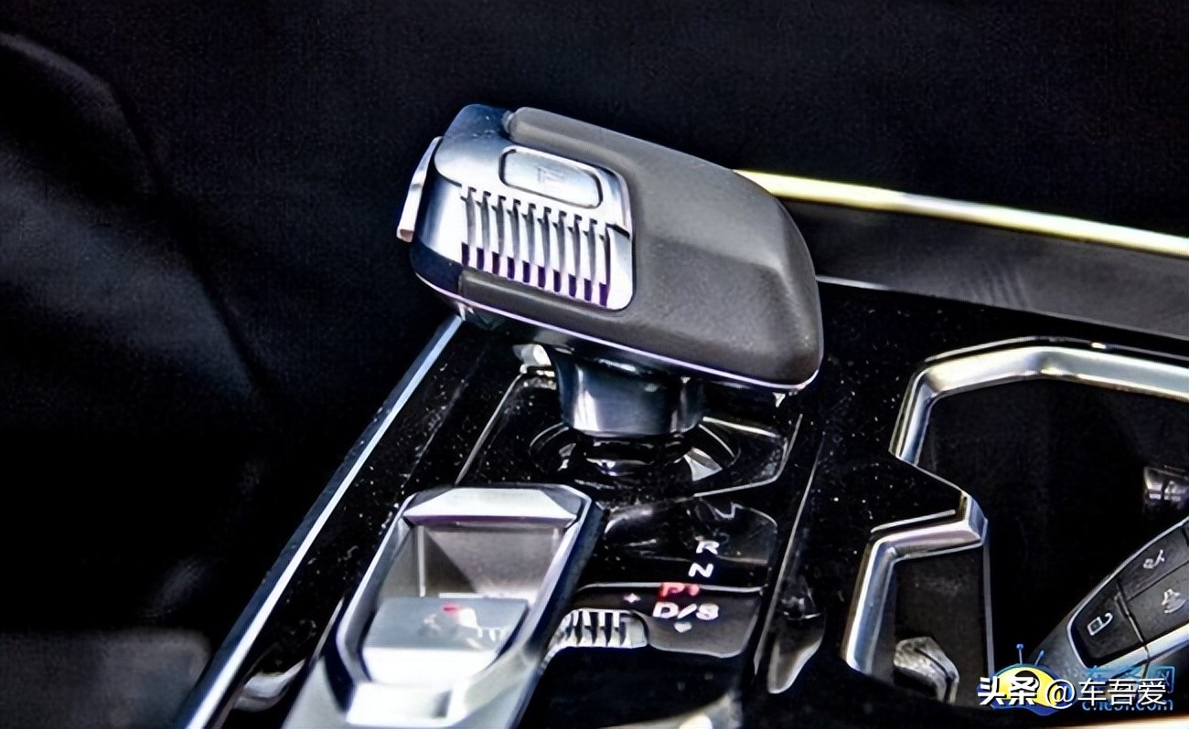 售9.99万起北京汽车魔方正式上市,北京汽车魔方价格