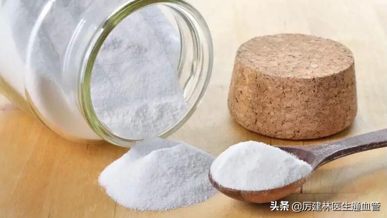 每天吃两片小苏打对痛风有好处吗,小苏打与橄榄油混合后能治痛风吗