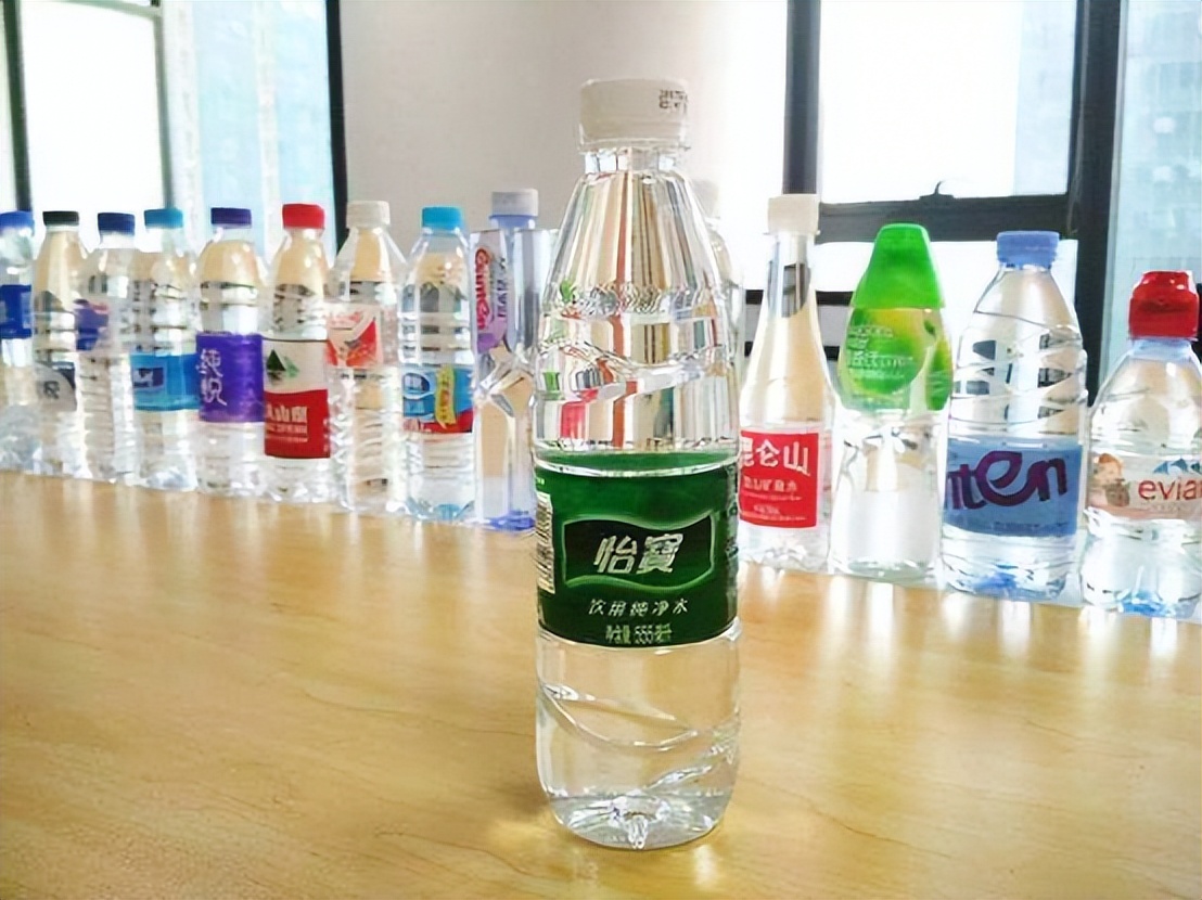 农夫山泉面对消费者对瓶装水质疑,农夫山泉如何称霸瓶装水