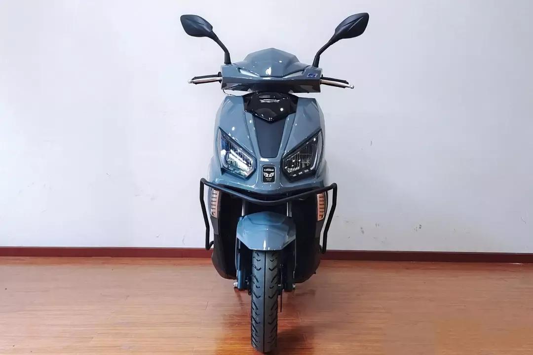 24年上市150踏板车,豪爵铃木踏板车即将上市新款