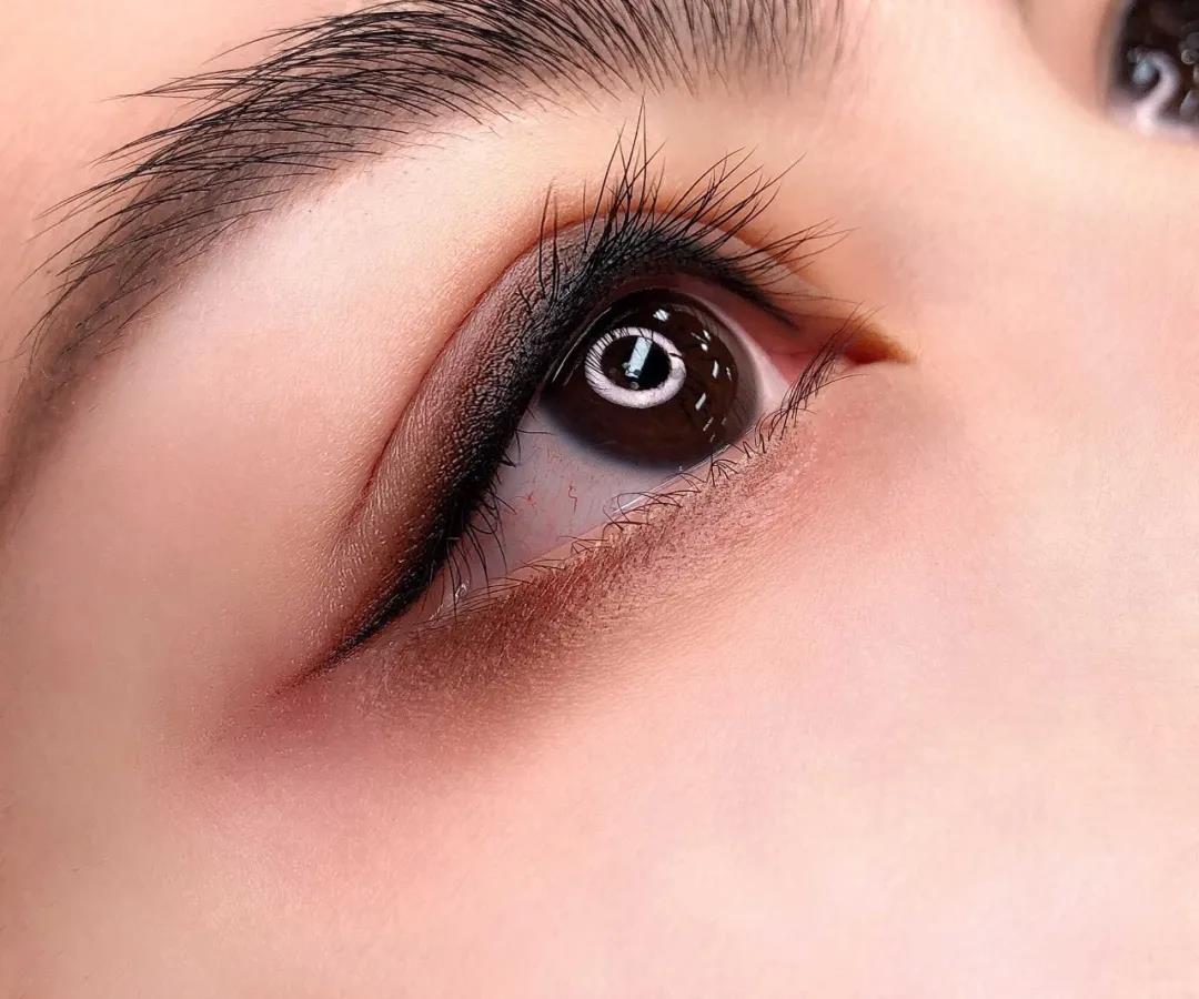 美瞳线如何留色更好,美瞳线怎样操作才能留色好