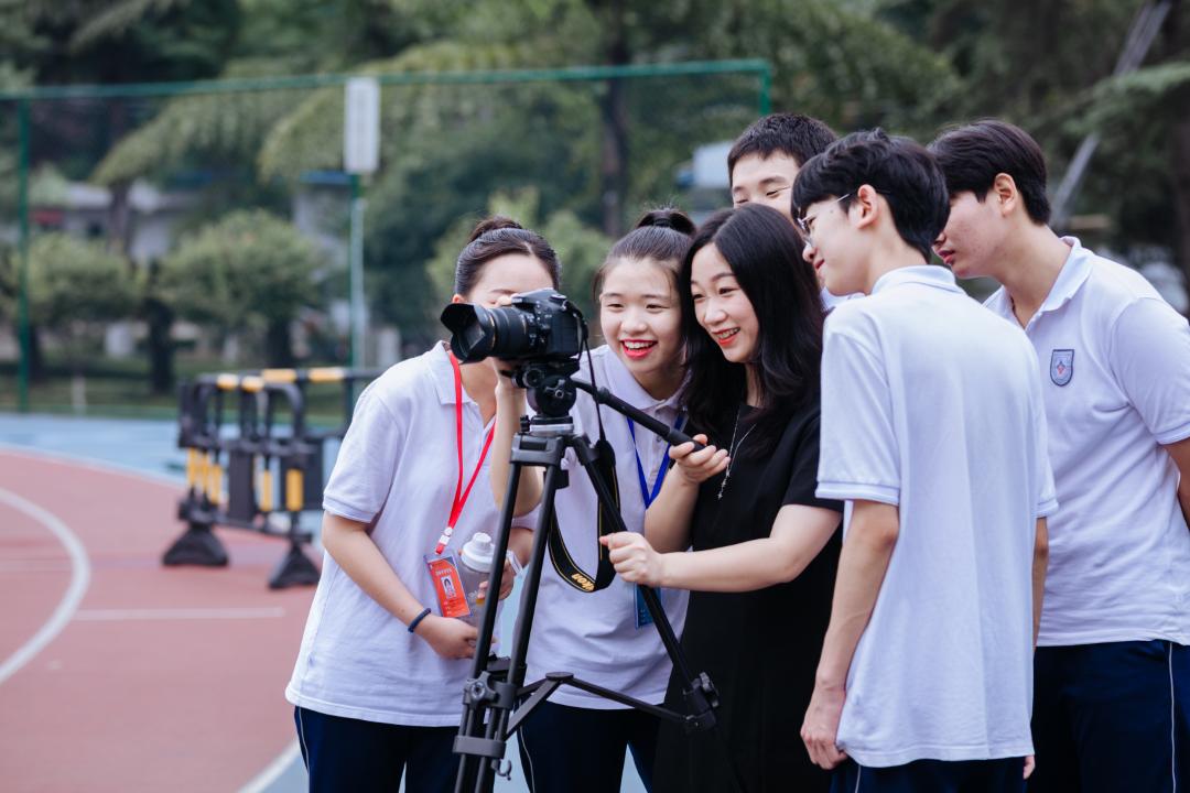 成都现代职业学校,成都市现代职业技术学校好吗