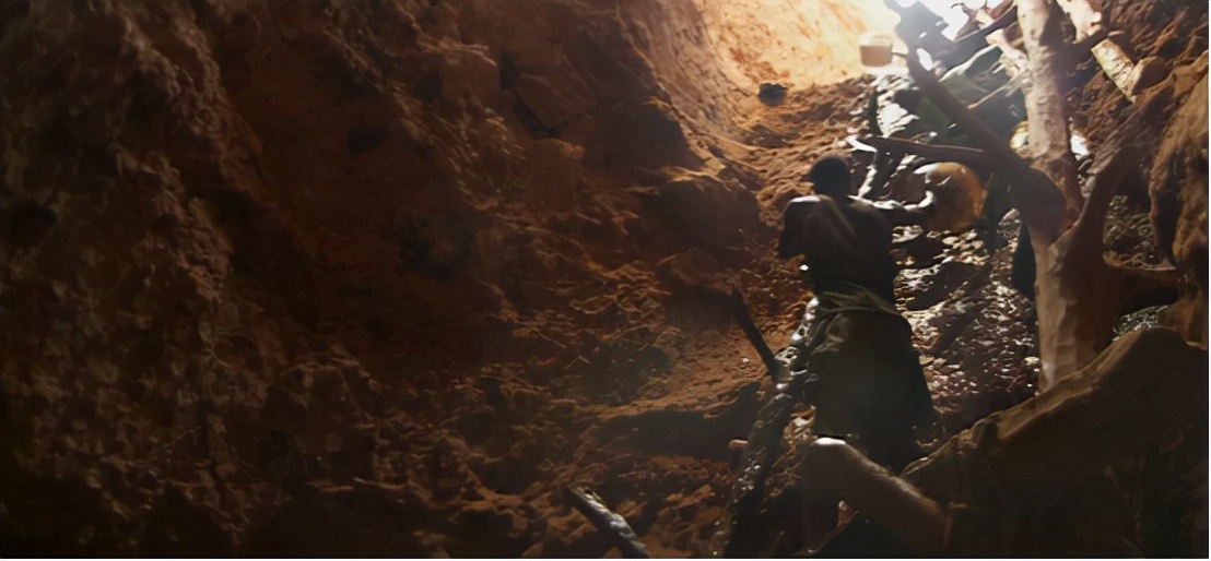 非洲的盐有多贵？200斤盐能换五头牛，但采盐工的艰辛难以想象